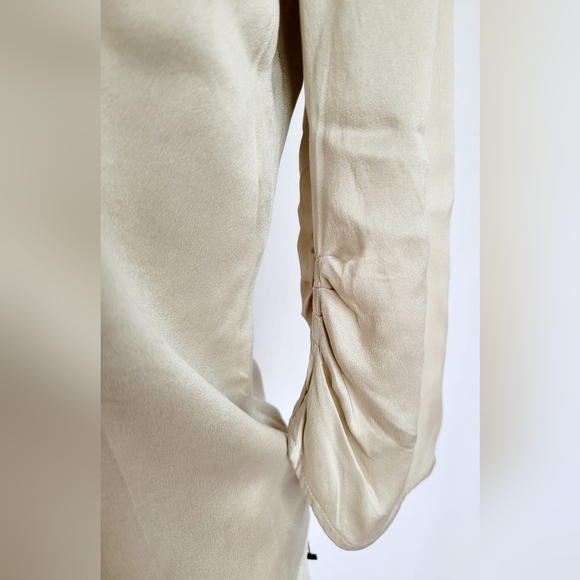 MaxMara Women's Luxury 100%Silk Blouse Pearl Buttons Taupe 10/Medium - Picture 7 of 16